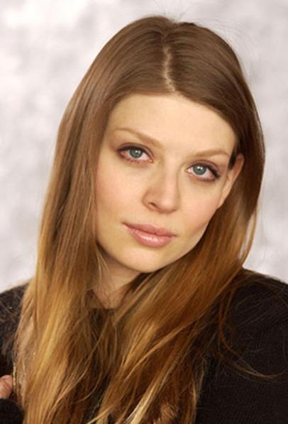 amber-benson-med
